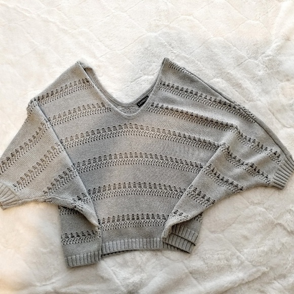 Express grey dolman sleeve sweater - Picture 4 of 8